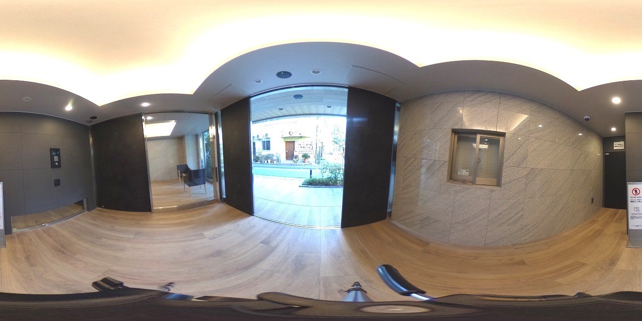 東京都小金井市本町５丁目 エントランス