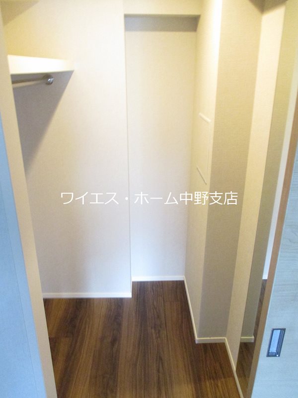 プラウドフラット中野 収納