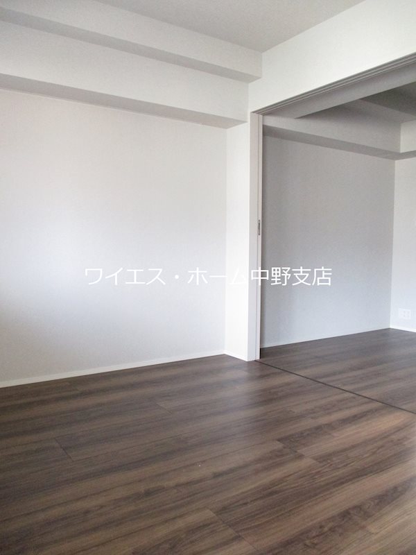プラウドフラット中野 リビング