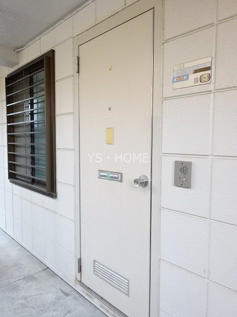 ヘーベルメゾン哲学堂 玄関