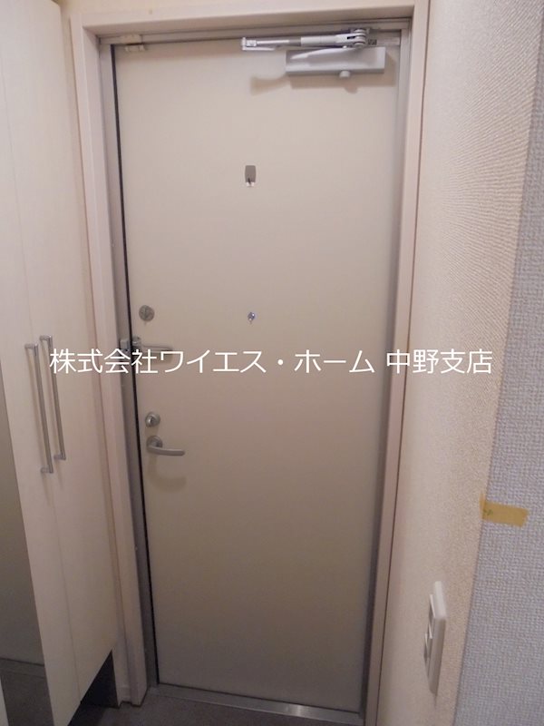 レフィナード白鷺 玄関