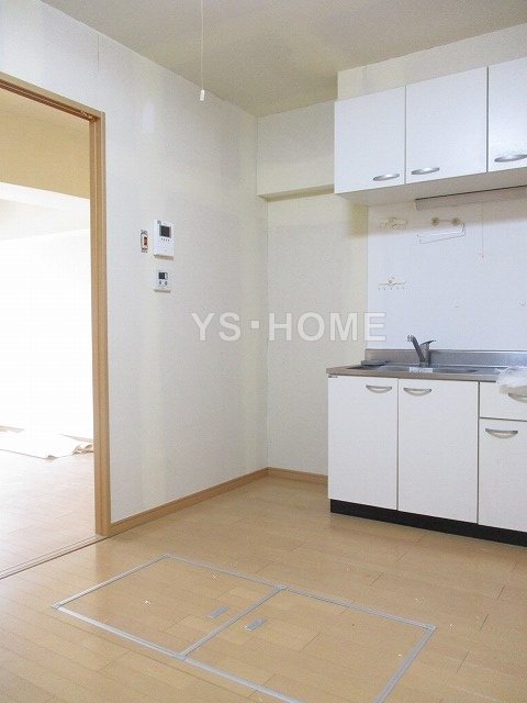 その他13