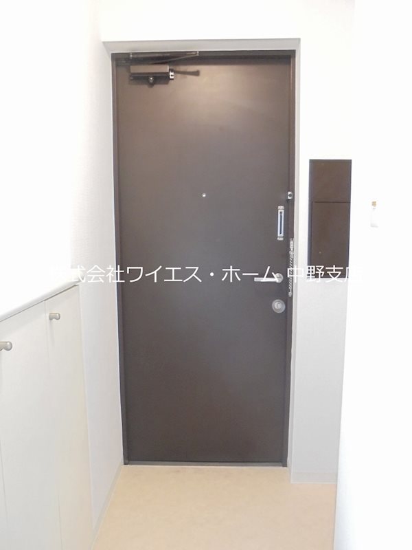 中野桃園パークハウス 玄関
