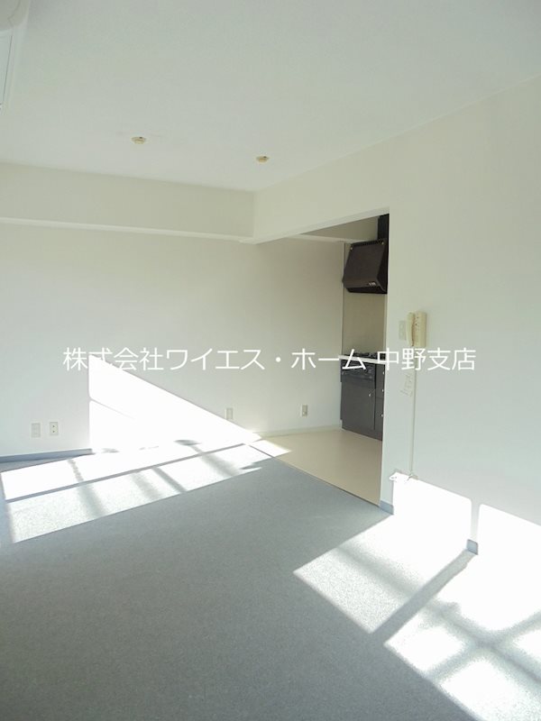 中野桃園パークハウス リビング