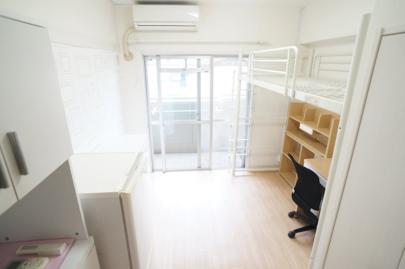 若草女子学生ハイツ ベッドルーム