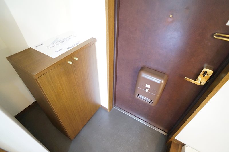 クレセール杉ヶ町 玄関
