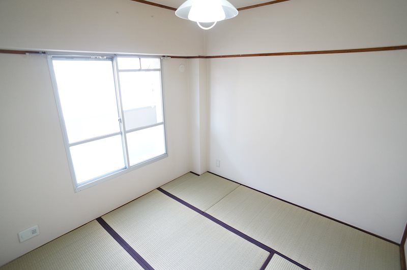 第一西田ビル ベッドルーム