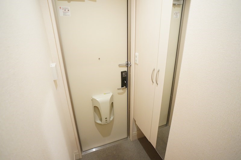 アリジェンス 玄関