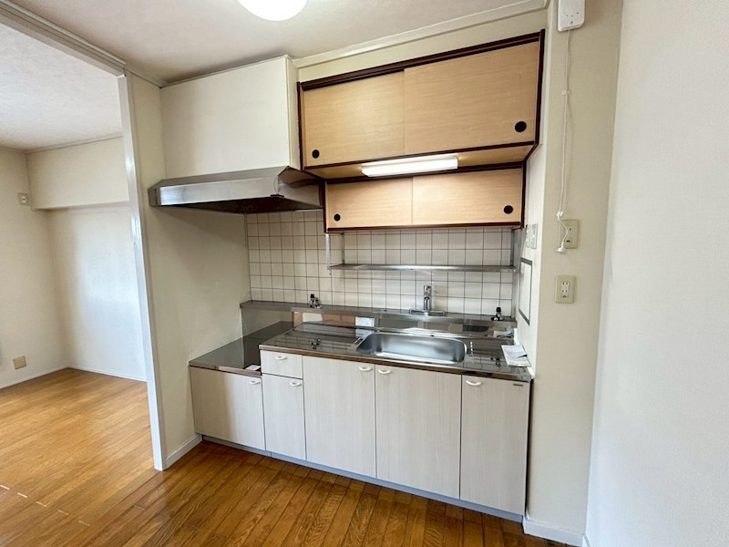 ロイヤルハイツ西田 キッチン