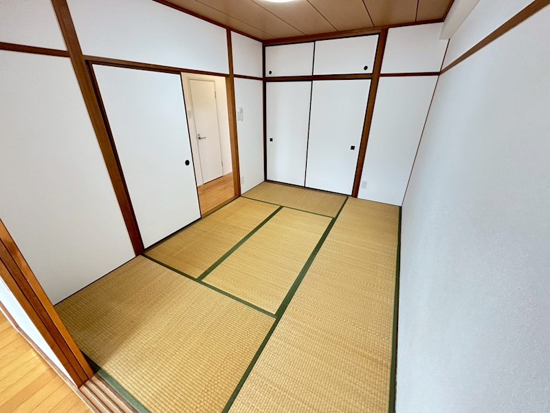 アルファパレス ベッドルーム