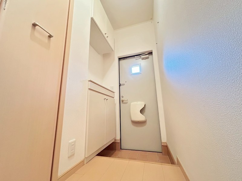 アライブＳ＆Ｎ 玄関