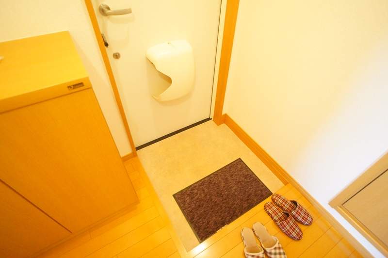 リーベンハイム桂木 玄関