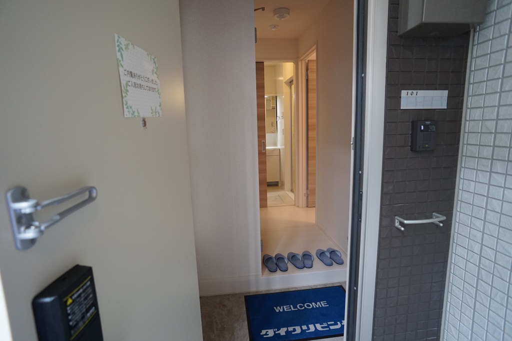 シャン　ドゥ　フルール 玄関