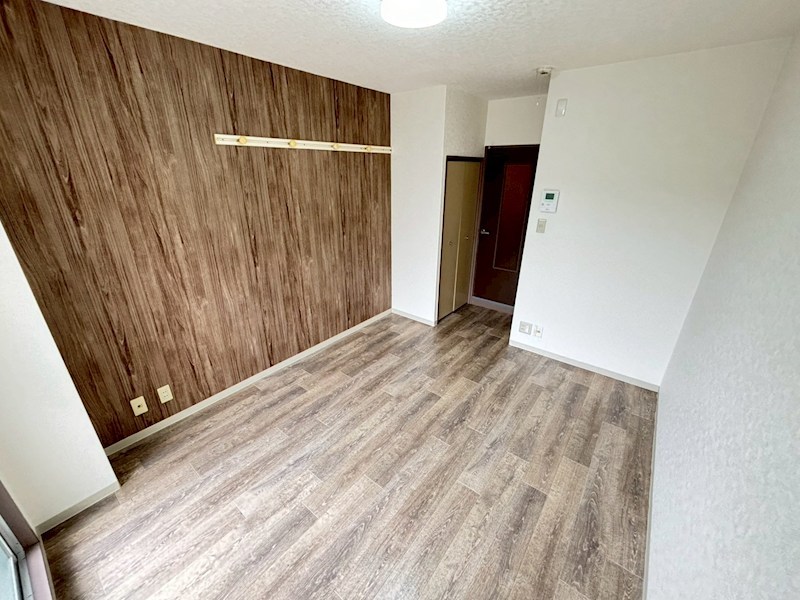 リヴェール梅尾 リビング