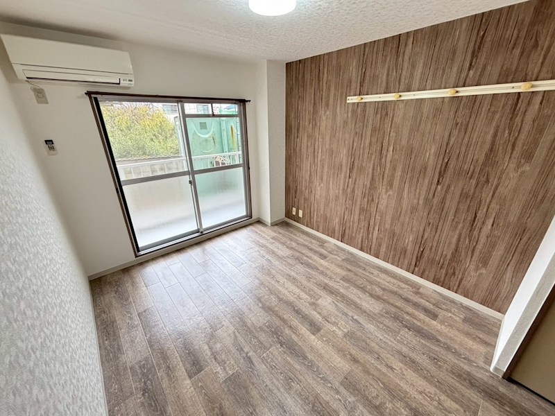 リヴェール梅尾 ベッドルーム