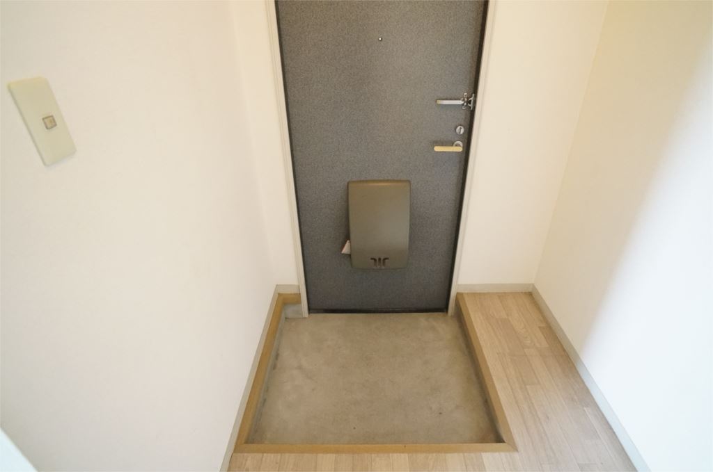 ブリーズ大安寺 玄関