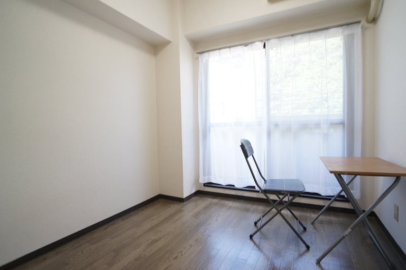 フォレスト高畑マンション リビング