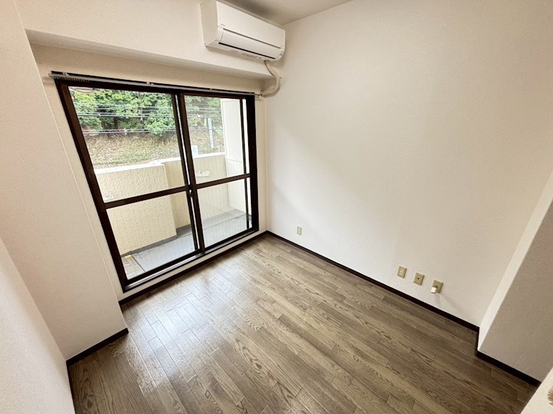 フォレスト高畑マンション リビング