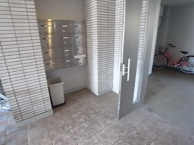 ブリリアント　アコーポリッシュ その他外観2