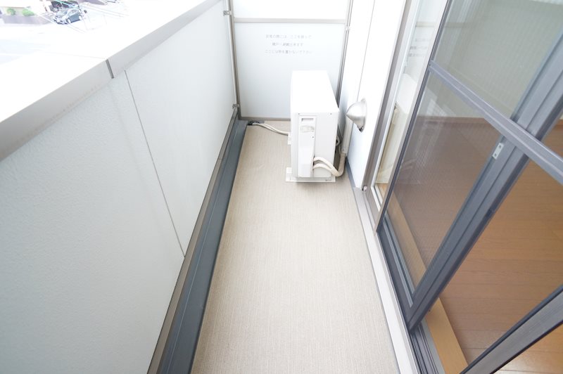 ブリリアント　アコーポリッシュ ベランダ