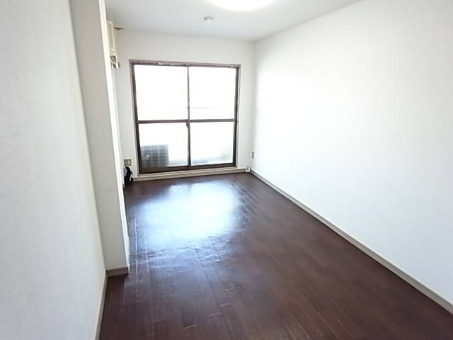 ブレスト北之庄Ⅴ リビング