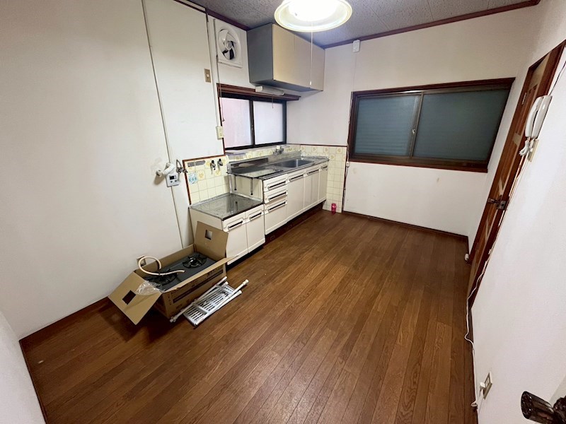 服部神殿町戸建 リビング