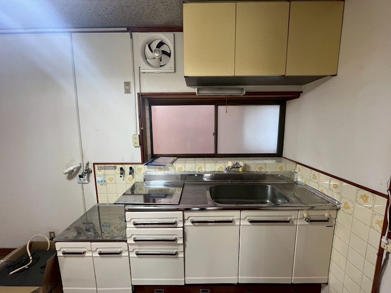 服部神殿町戸建 キッチン