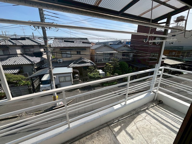 服部神殿町戸建 ベランダ