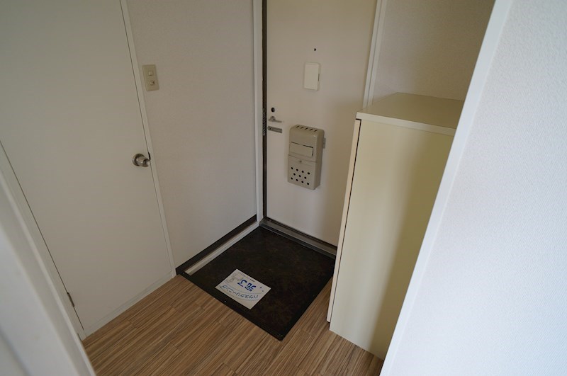 スカイハイツ・ピア１号棟 玄関