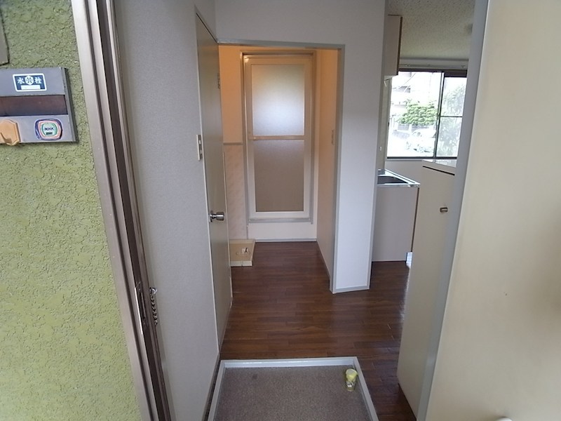 スカイハイツ・ピア１号棟 玄関