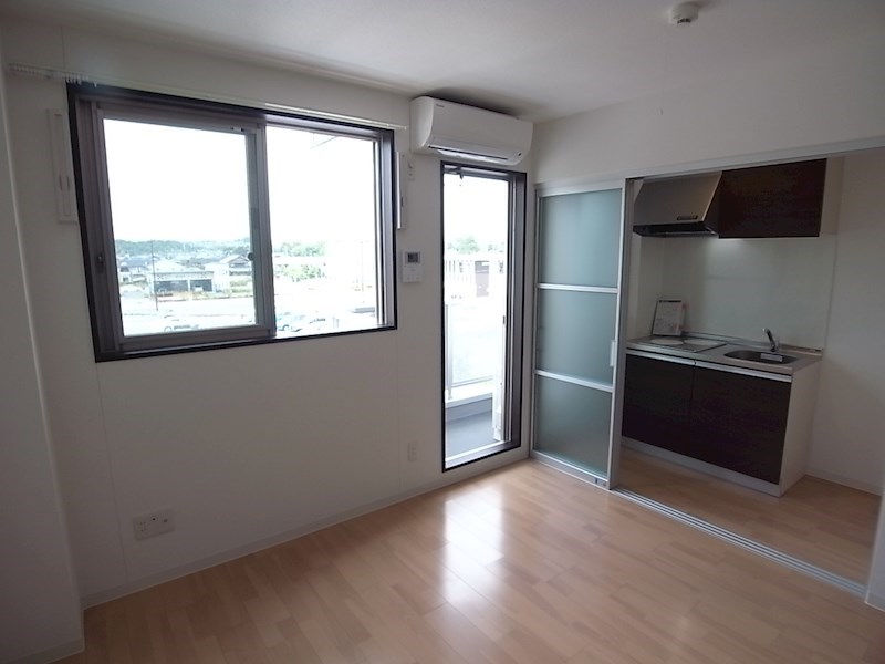 スタシオンドゥ西大寺 リビング