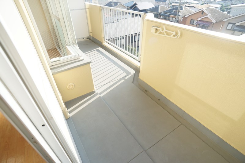 三和平城グランドパレス ベランダ