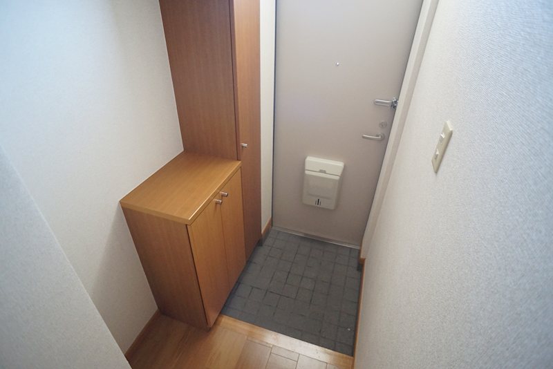 カーサプラシード 玄関