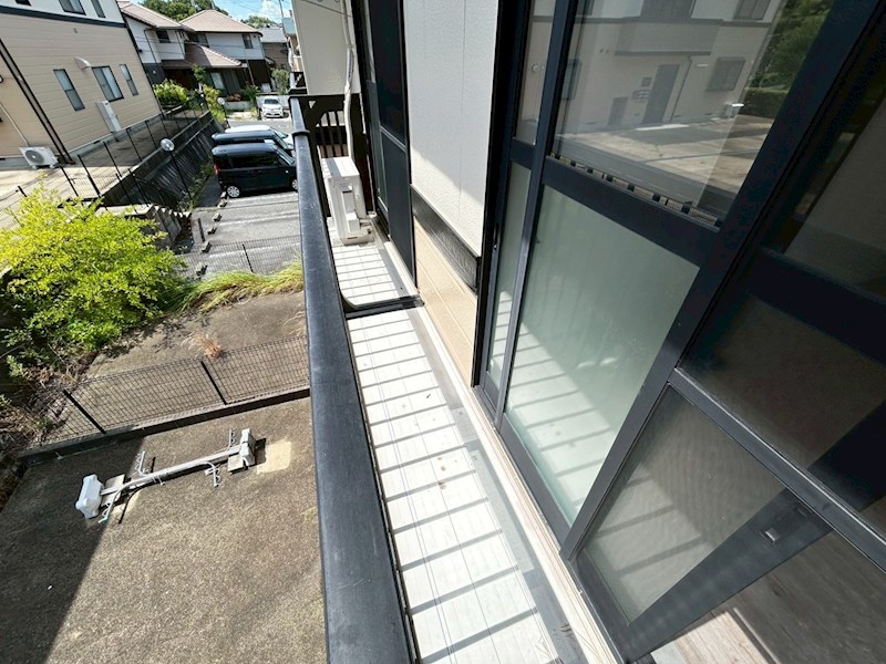 エステートピアＶハヤノⅢ ベランダ