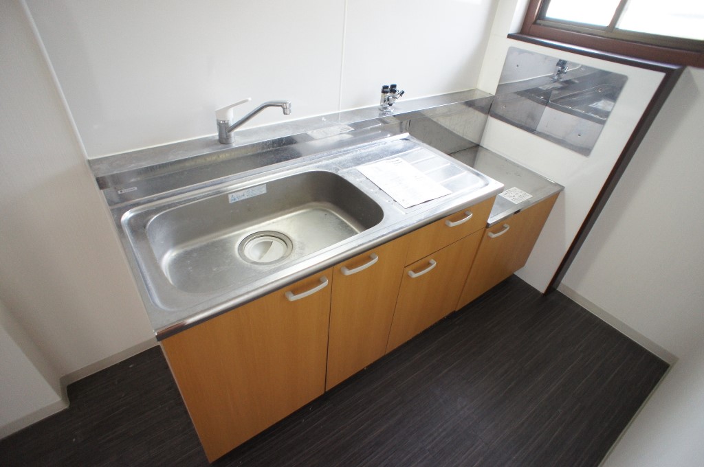 RA・CREW九条（ラ・クルークジョウ） キッチン