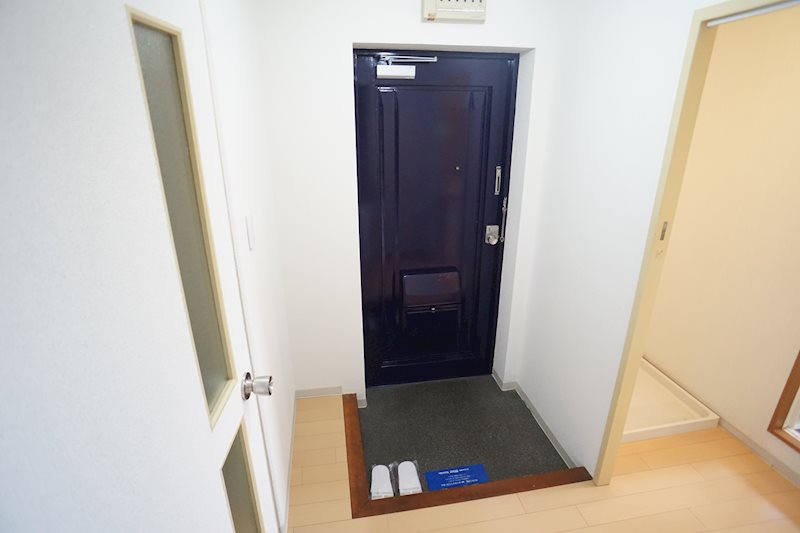 ハイツエミエール 玄関