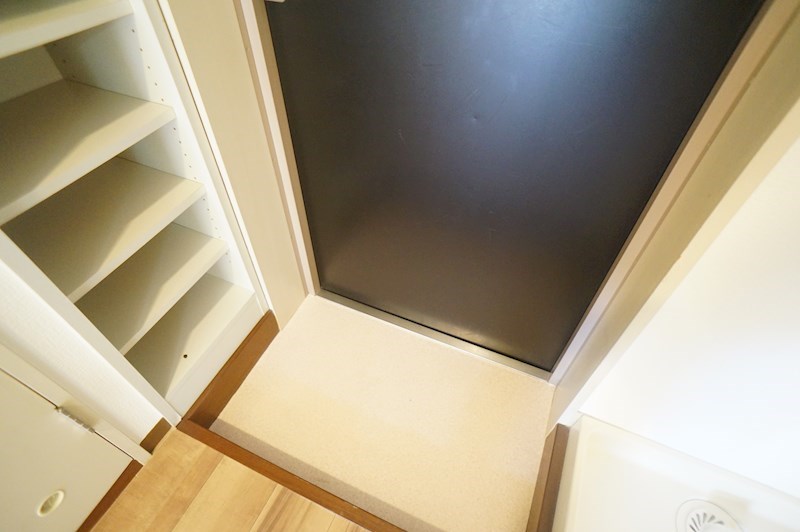 Lakia　Maison　木津川 玄関