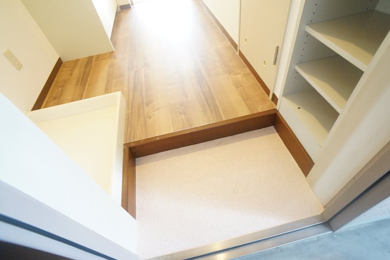 Lakia　Maison　木津川 玄関