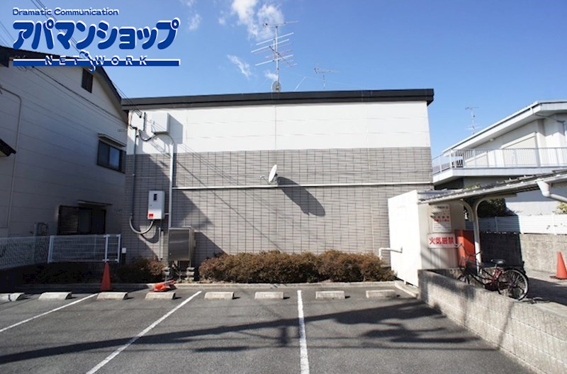 レオパレスジュピタ 外観