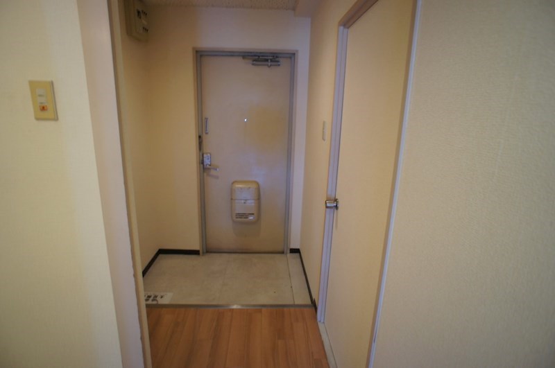 ヴィエンシャトレー小池 玄関