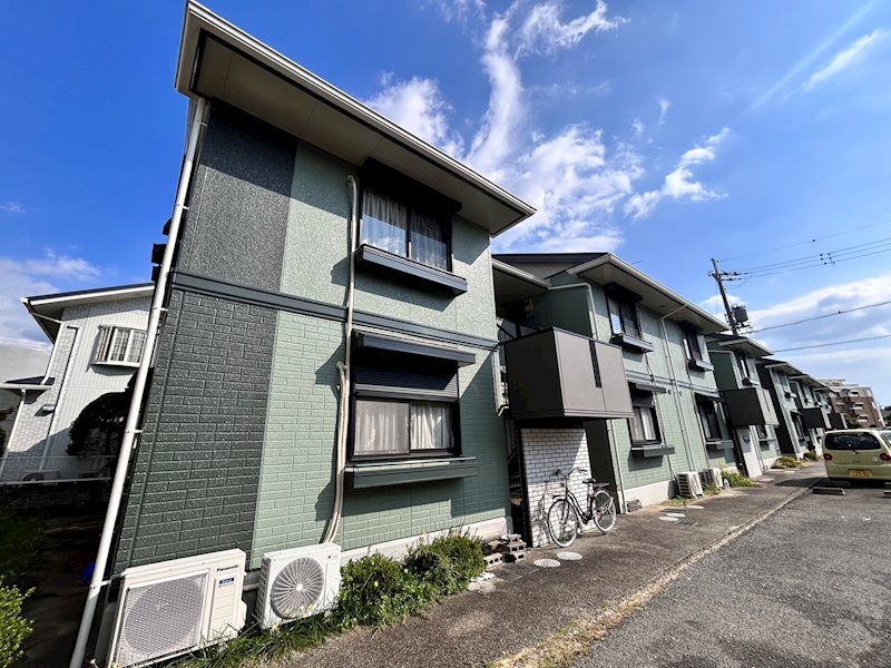 アゼリオ学園前D 202号室 外観