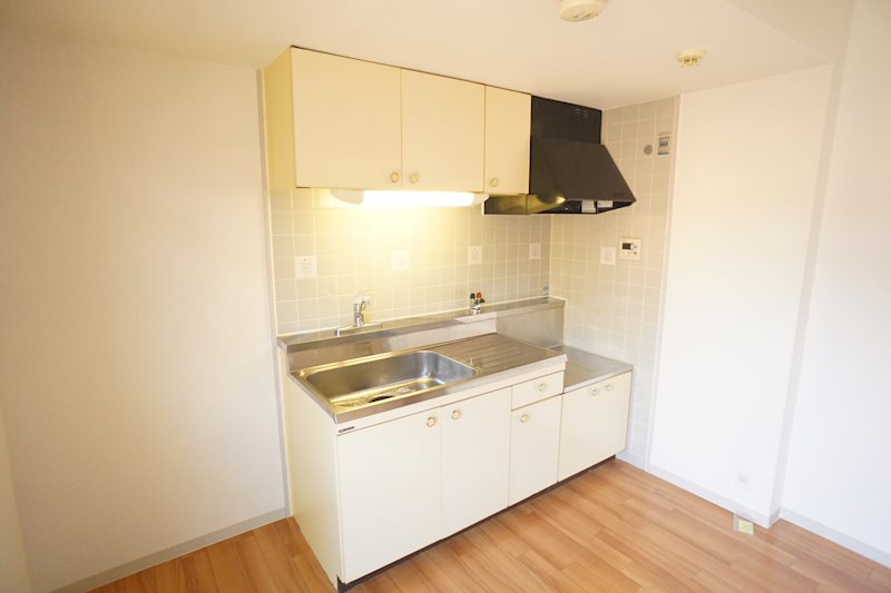 グレイス新大宮 キッチン