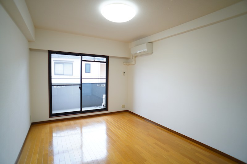 ボボスナラ ベッドルーム