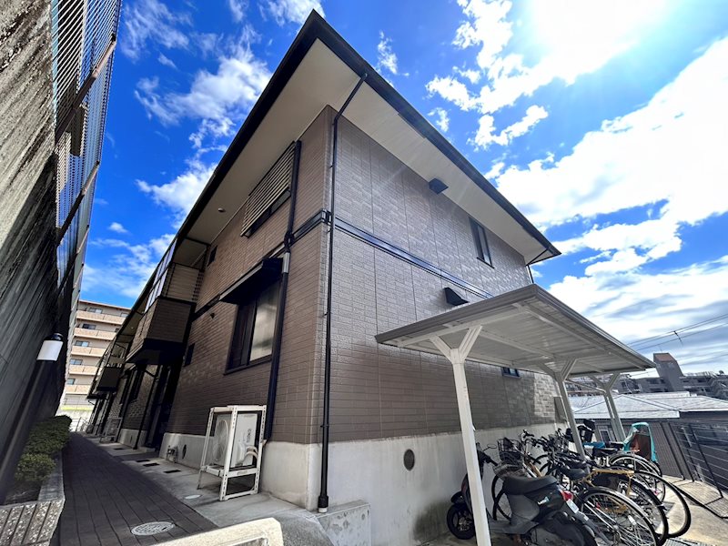 サニーハイツ・学園中 102号室 外観