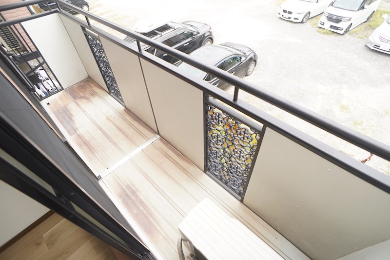 ファミーユ学園前 ベランダ