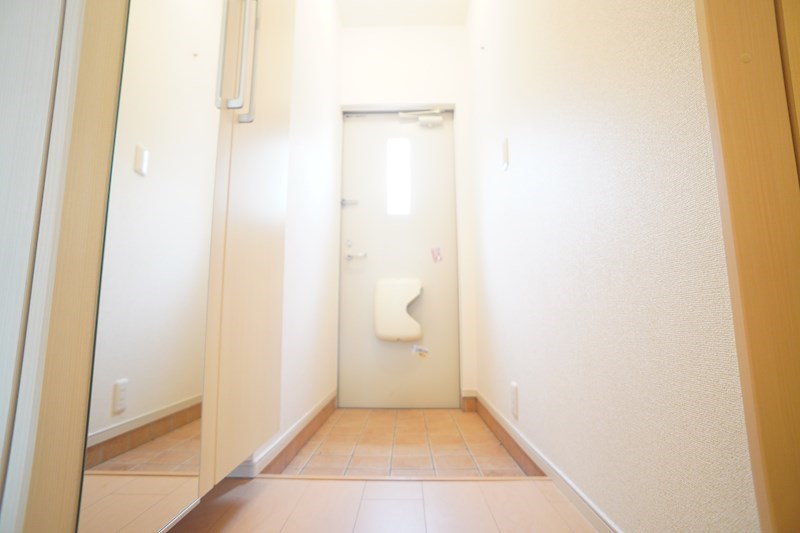 ジェルメ中山Ｂ 玄関