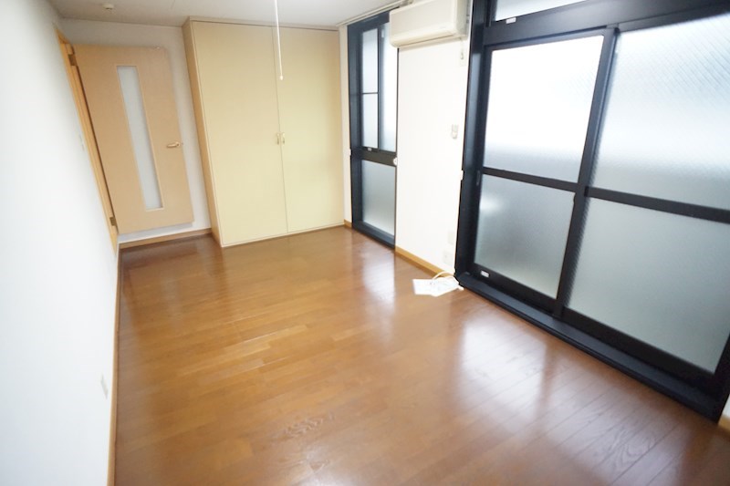 レオパレス大陽壱番館 ベッドルーム