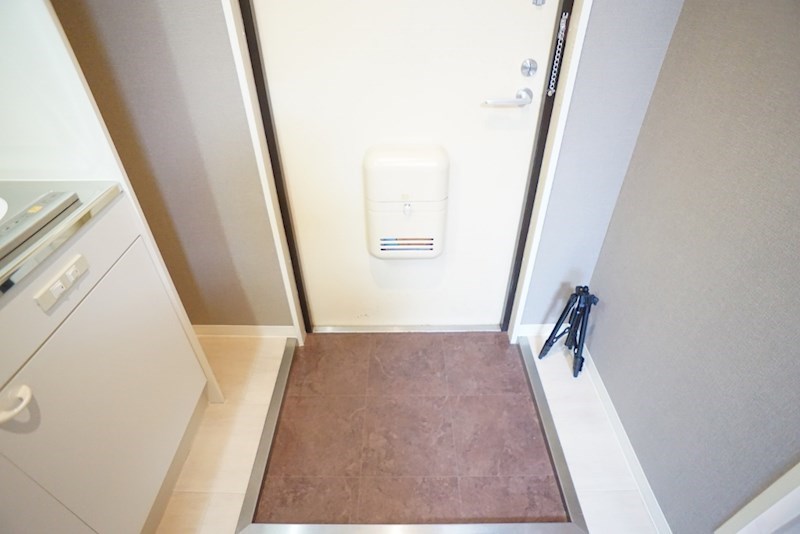 コーポ諏訪西大寺 玄関