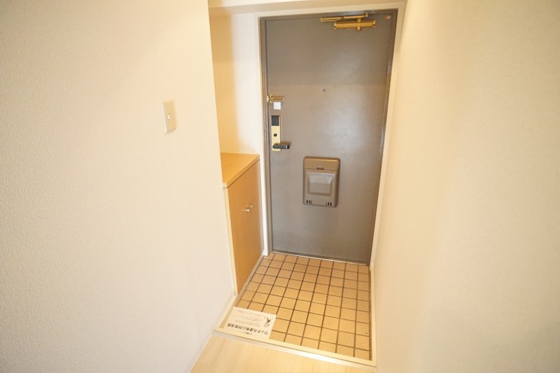 グレースコート大宮 玄関