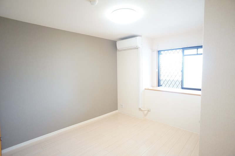 グレースコート恋の窪 ベッドルーム